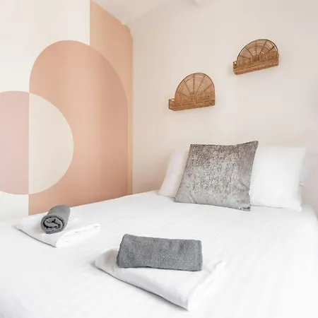 Flat Next Montparnasse Rose V شقة باريس